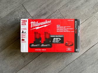 Milwaukee M12 12V Lithium-Ion XC High Output 5.0 Ah Battery Pack (2-Pack) Starter Kit with Charger
