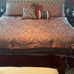 King-comforter set  red & tan paisley with 2 pillow shams & decorative pillows