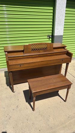 Schaffer & Sons Baby Grand piano