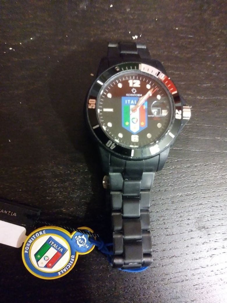 Spazio24 black watch with italian flag