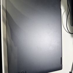Lenovo Yoga 7i i5 1240p 8gb ram 256gb ssd