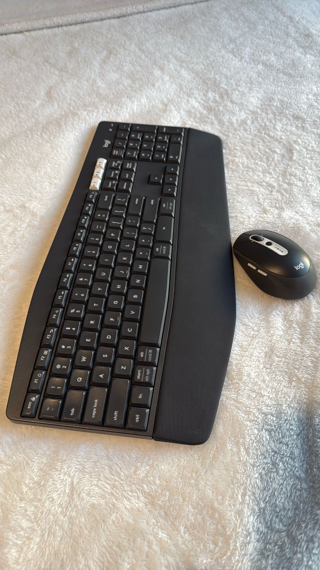 Logitech K850 & M585 Keyboard & Mouse