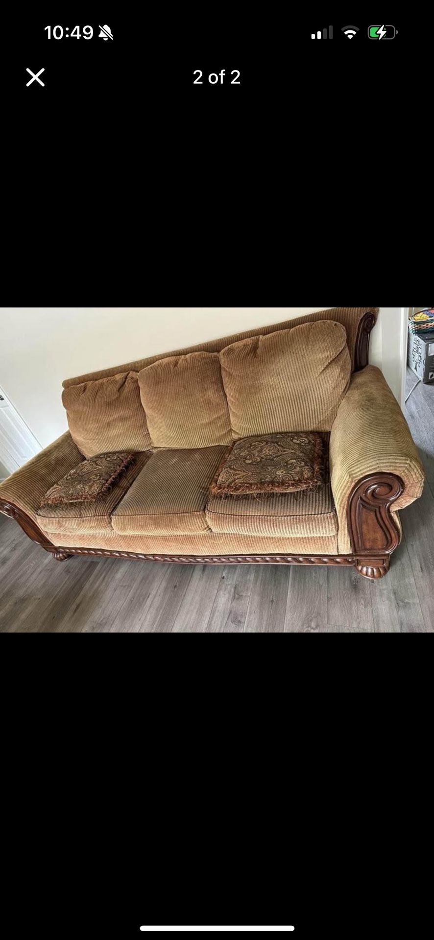 (2) Leaving Room Sofas