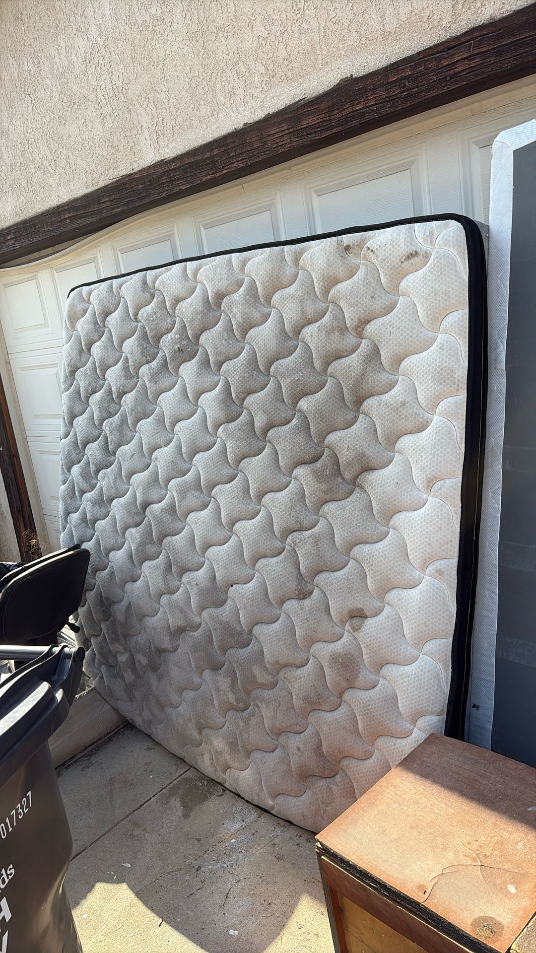 King Mattress And Box Springs