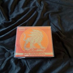 Pokémon Sun & Moon Elite Trainer Box