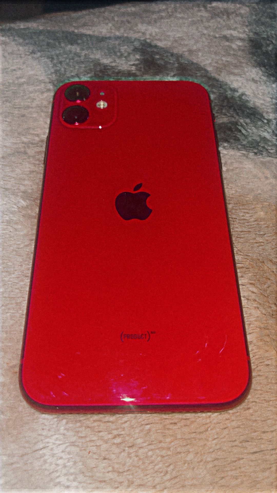 iPhone 11 LOCKED 