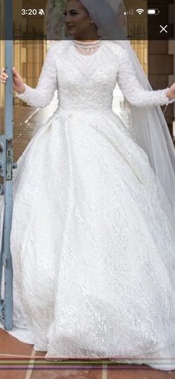 Wedding dress