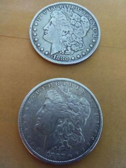 Silver Dollars E .PLURIBUS. UNUM