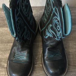 Ladies boots. Black With Teal Stitching. 