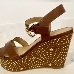 Size 6  Michael Kors Sandals 