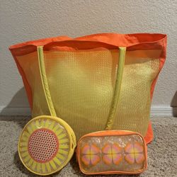 Beach Pool Bags Clinique Orange Yellow Flowers READ Used