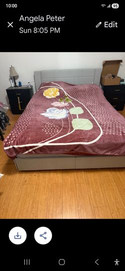 Queen size bed with drawers