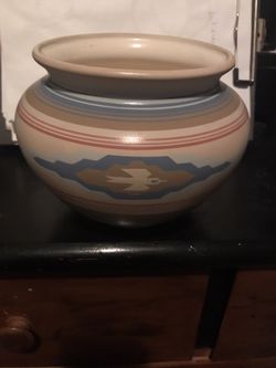 Native pottery pot 5 3/4” tall
