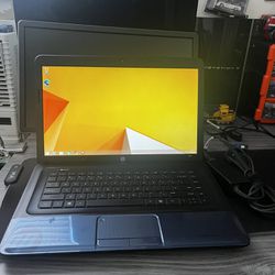 Laptop Computer Hp 2000 Works 