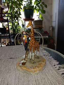 Ron Lee Hobo Clown & Giraffe Sculpture