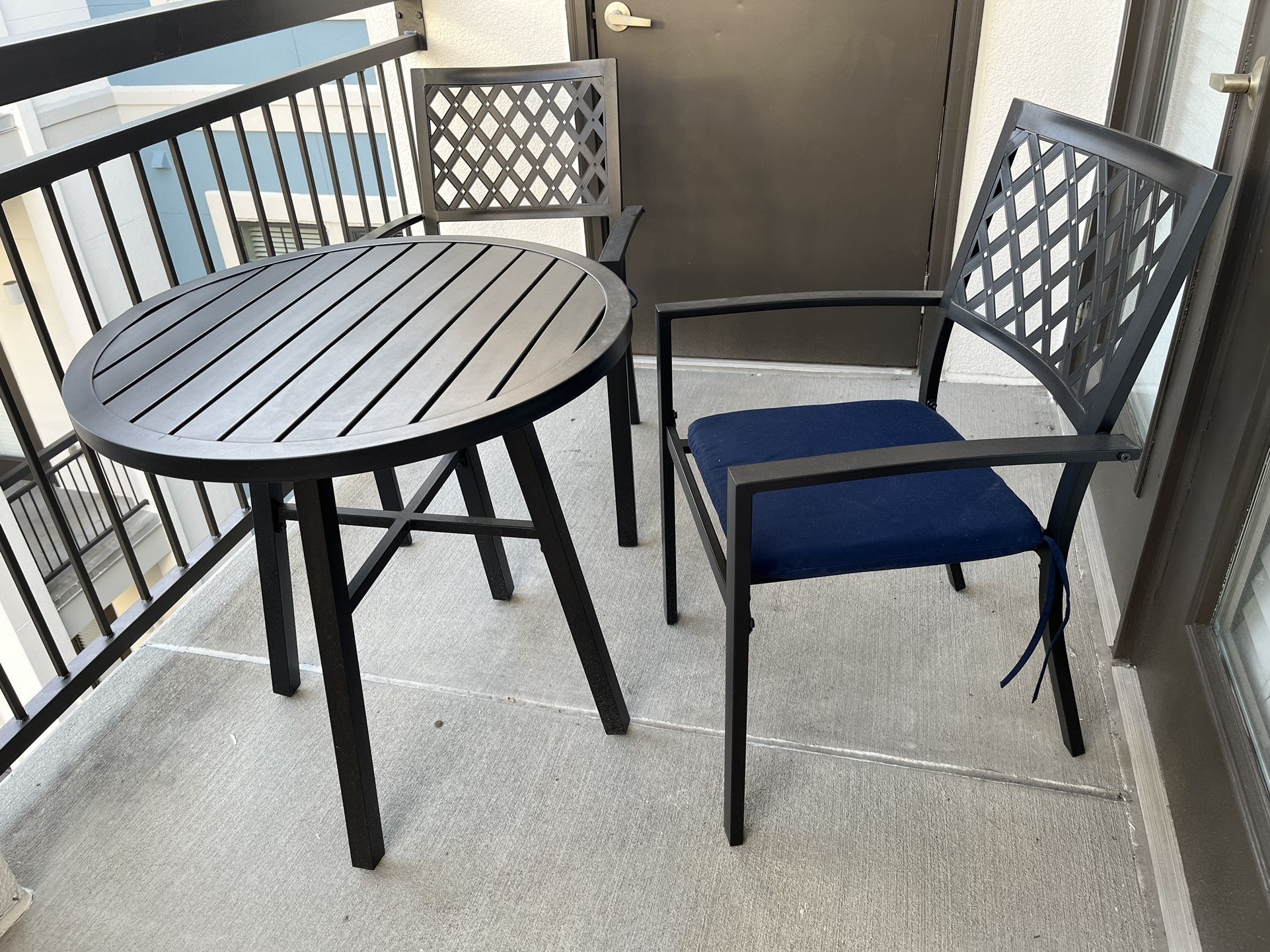 Patio Furniture Set - 2 chairs & table