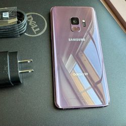 Samsung Galaxy S9  , Unlocked  for all Company Carrier ,  Excellent Condition Like New 