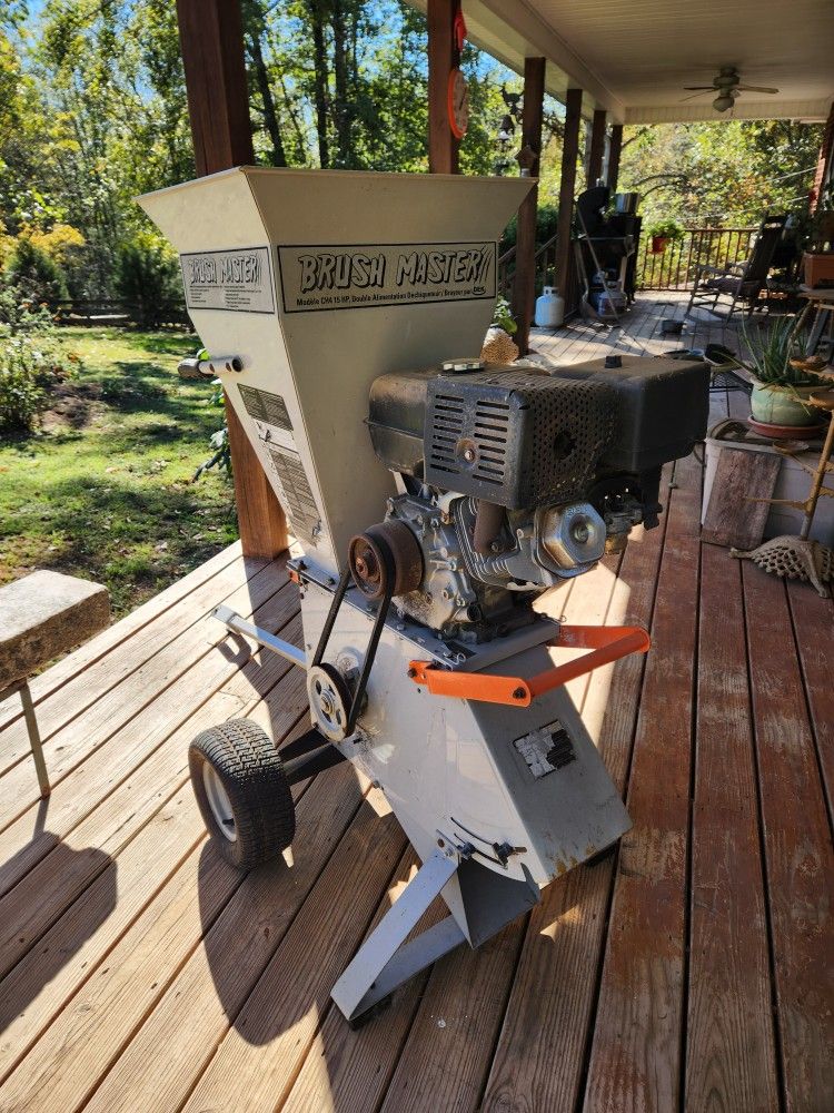 Brush Master Model CH4 Chipper Shredder