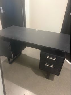 FREE DESK