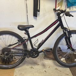 Specialized 24" Hot Rock Mountain Bike