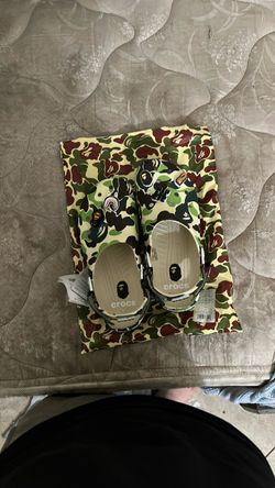 bape crocs