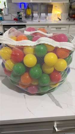 Plastic balls