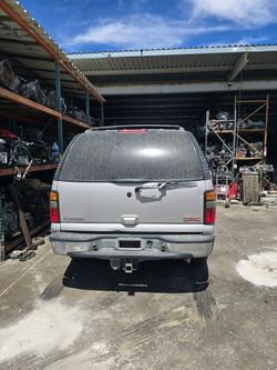 2005 Yukon parts
