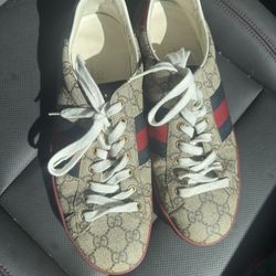 Authentic Gucci Shoes Used Max 5 Times 