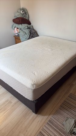 Queen mattress
