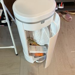 Munchkin Diaper Trash Can 