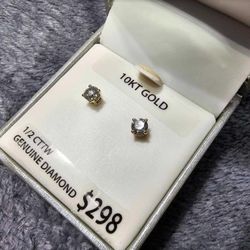 1/2 Carat T.W Round Diamond 10K Yellow Gold Studs

