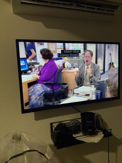 Roku TV 24’