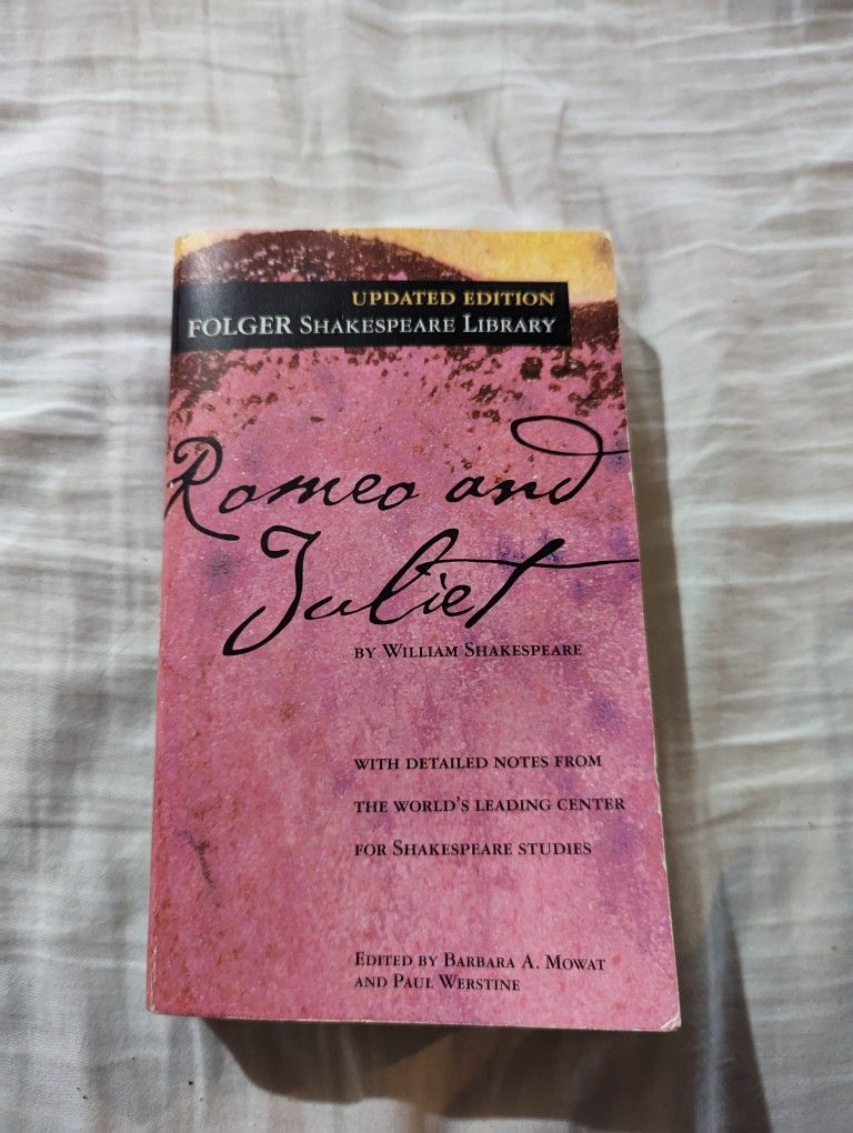 Romeo & Juliet Book 