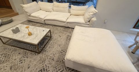 Tahoe Sectional Couch – Great Condition