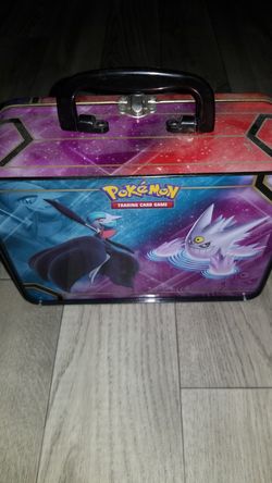 Pokemon lunch box no cards inside