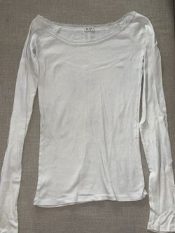 Off The Shoulder Lace Brandy Melville Top