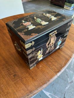 REDUCED PRICE / Ornate Oriental Jewelry Box PICK UP ONLY/ CASH ONLY