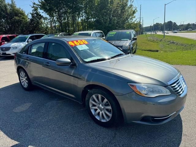 2013 Chrysler 200