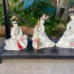 Japanese Porcelain Figurines 