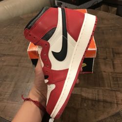 Air Jordan 1 High Lost & Found Size 5.5y/7w