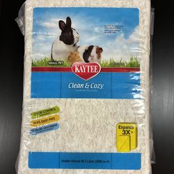 Kaytee Clean & Cozy Small Pet Bedding 49.2 Liters (3000 cu. in.)