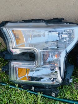 OEM headlights Ford F-150 2015 to 2017
