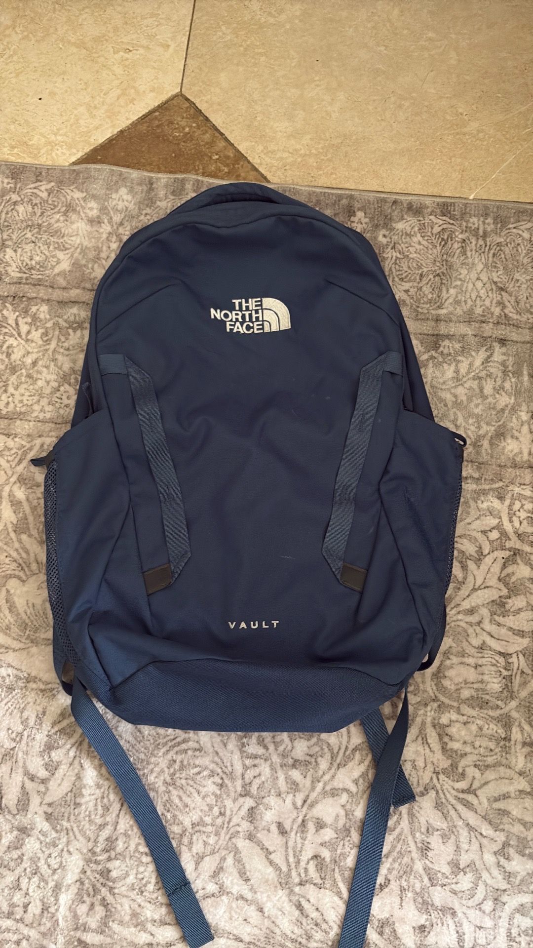 North face vault backpack