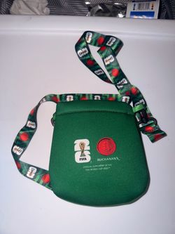 Green FIFA/Buchanan’s RARE hands-free bag