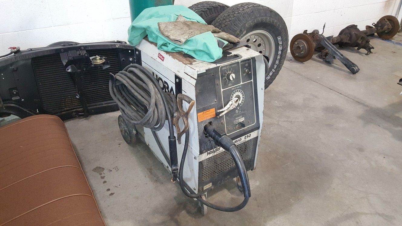 Hobart 250 beta mig welder for Sale in Las Vegas, NV OfferUp