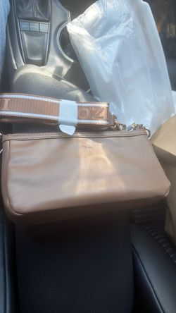 Izod Tan crossbag