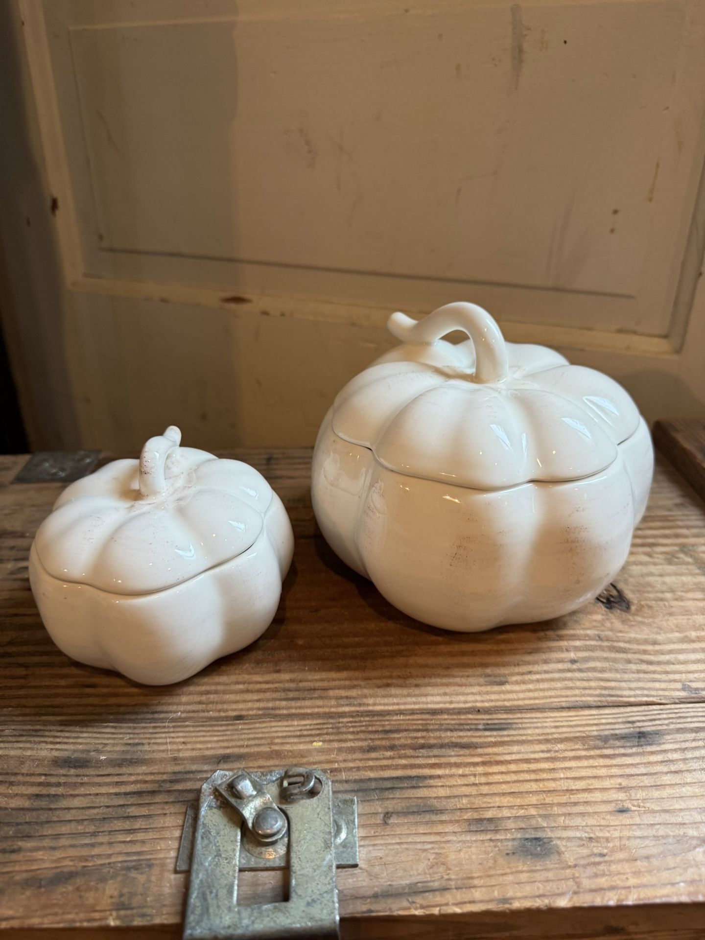 Ceramic Pumpkin Lidded Dish Set.