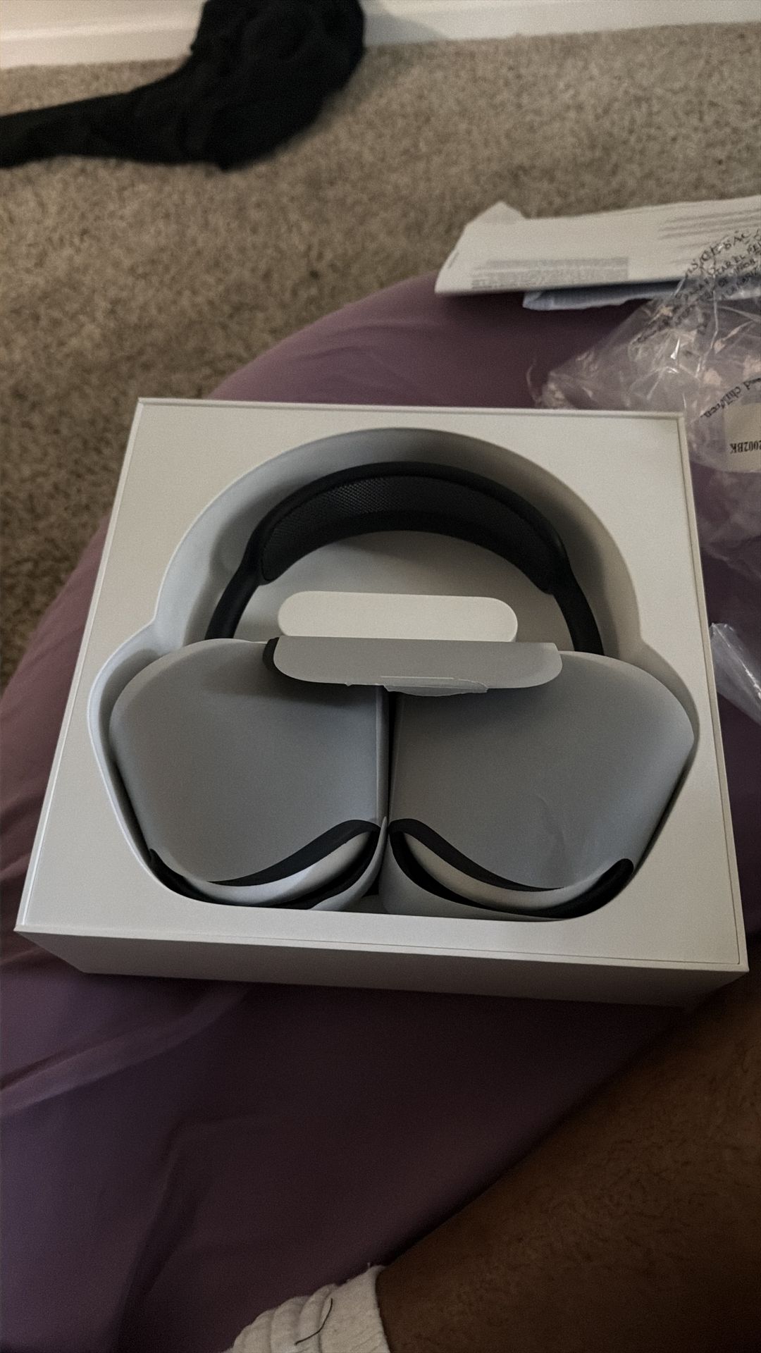 AirPod max pros Midnight