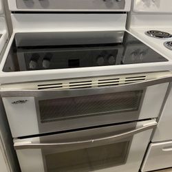 White Double Oven Glasstop Stove