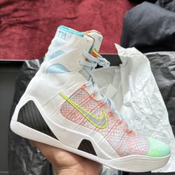 Basketball Shoes Size 11 